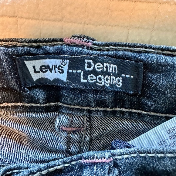 Garanimals top, Levi’s Denim Legging bottom Girl 3T EUC - Picture 10 of 10
